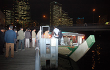 弁天橋 or 神奈川新町出港